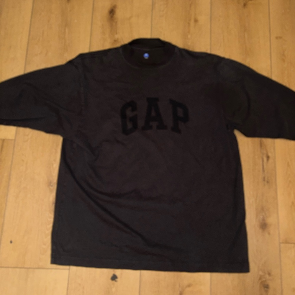 YZY GAP Black Crewneck Sweatshirt